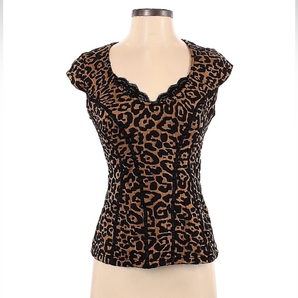 Cheetah print GUESS top